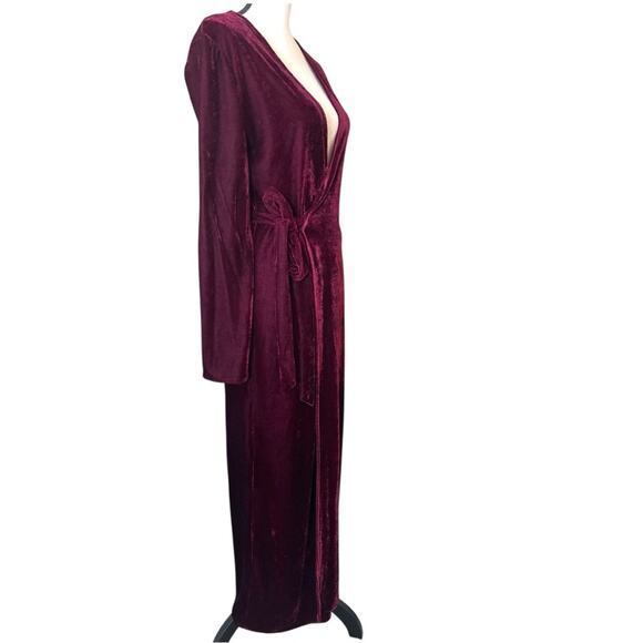Privacy Please Velvet Merlot Wrap Maxi Dress Size XS Holiday - Picture 4 of 11